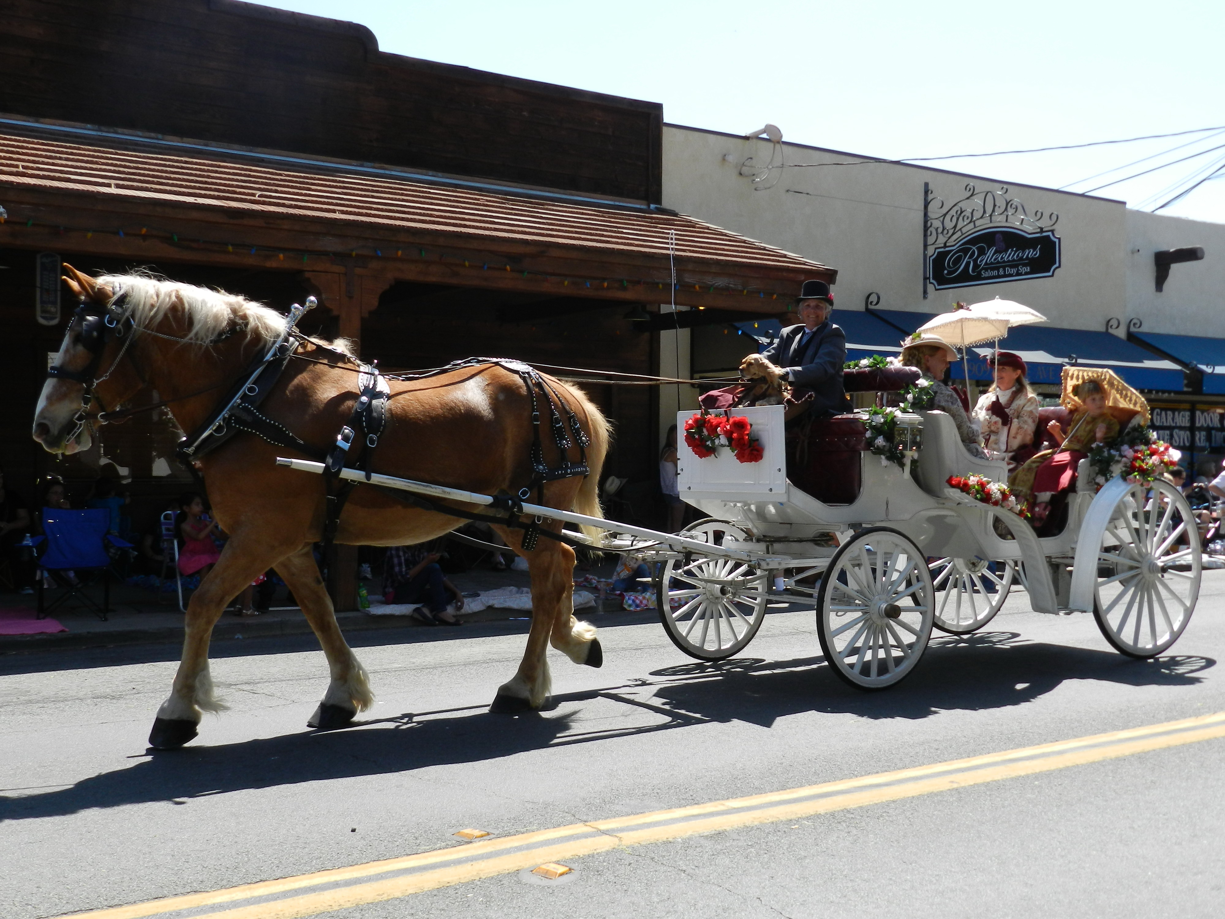 Lakeside Parade